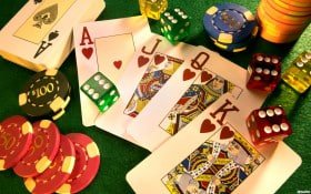 Ikon dompet digital DANA, OVO, GoPay untuk pembayaran cepat